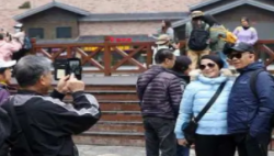 旅行团回归 消费观变化 团队游引领老年旅游市场